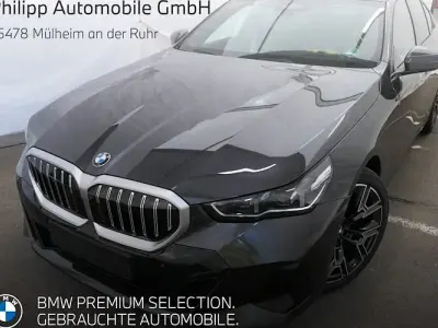 Gebraucht BMW 520 Comfort Edition 197 PS (144 kW) 2025 Silber Limousine