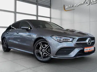 Gebraucht Mercedes CLA200 Shooting Brake 150 PS (110 kW) 2021 Mountaun grey metallic Kombi