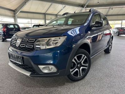 gebraucht Dacia Sandero TCe90 Stepway Celebration Klima Navi RfK