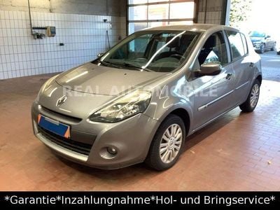 Gebraucht Renault Clio III Dynamique 79 PS (58 kW) 2009 Grau Limousine