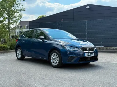 Używany Seat Ibiza 95 KM (69 kW) 2019 Niebieski Hatchback