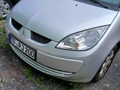 Gebraucht Mitsubishi Colt 95 PS (69 kW) 2005 Silber Kleinwagen