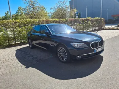 Gebraucht BMW 730L 245 PS (180 kW) 2011 Schwarz Limousine