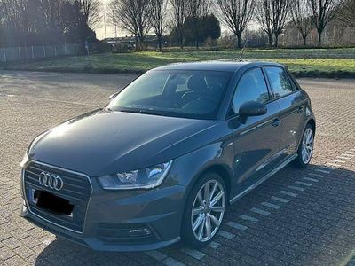Grau Gebraucht 2017 Audi A1 Sportback S-Line Kleinwagen | 11.800 € (Fairer Preis)
