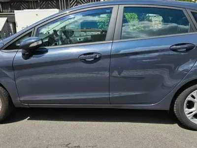Gebraucht Ford Fiesta SYNC Edition 60 PS (44 kW) 2013 Grau Limousine