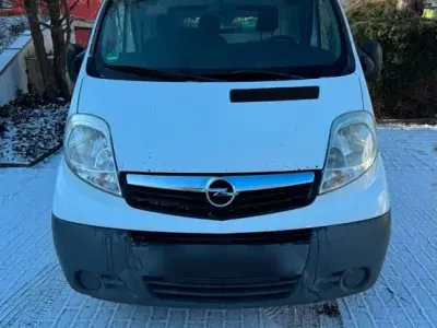 Gebraucht Opel Vivaro 90 PS (66 kW) 2010 Weiß Van / Kleinbus