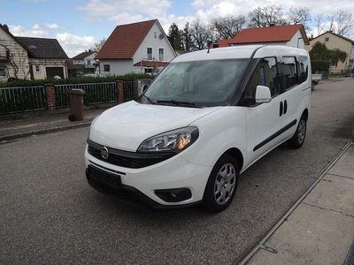 Usata Fiat Doblò 101 CV (74 kW) 2021 Bianco Monovolume