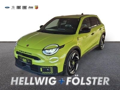 Grün Gebraucht 2025 Abarth 600e Scorpionissima SUV | 36.990 € (Fairer Preis)