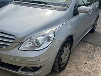 Mercedes B170
