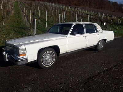 Gebraucht Cadillac Fleetwood 136 PS (100 kW) 1983 Weiß Limousine