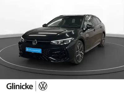 Gebraucht VW Passat R-line 177 PS (130 kW) 2025 Schwarz Kombi