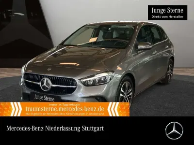 Gebraucht Mercedes B180 Advanced Plus 136 PS (100 kW) 2025 Grau Van / Kleinbus