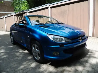 Gebraucht Peugeot 206 CC Platinum 109 PS (80 kW) 2004 Blau Cabrio