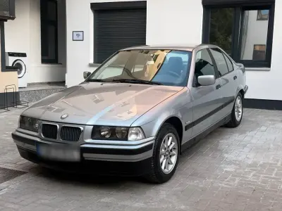 Brugt BMW 316 110 HK (80 kW) 1997 Sølv Sedan