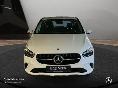 Gebraucht Mercedes B200 Advanced 163 PS (119 kW) 2025 Weiß Kleinwagen
