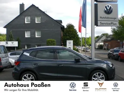 Gebraucht Seat Arona FR 116 PS (85 kW) 2024 Magnetic tech (metallic) SUV