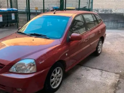 Gebraucht Kia Rio 97 PS (71 kW) 2005 Rot Kombi