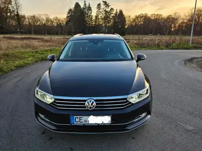 Gebraucht VW Passat Highline 220 PS (161 kW) 2017 Schwarz Kombi