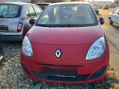 Gebraucht Renault Twingo 58 PS (42 kW) 2009 Rot Kleinwagen