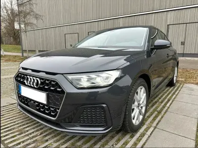 Gebraucht Audi A1 Sportback Sport 116 PS (85 kW) 2024 Grau Kleinwagen