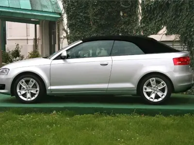 Gebraucht Audi A3 Cabriolet 105 PS (77 kW) 2012 Silber Cabrio