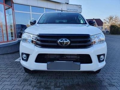 Gebraucht Toyota HiLux 150 PS (110 kW) 2020 Weiß Pickup