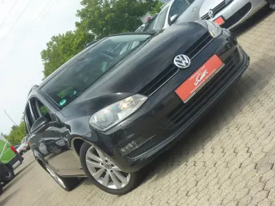 Gebraucht VW Golf VII Comfortline 105 PS (77 kW) 2014 Schwarz Kombi