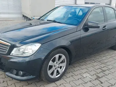 Brugt Mercedes C200 136 HK (100 kW) 2013 Sort Sedan