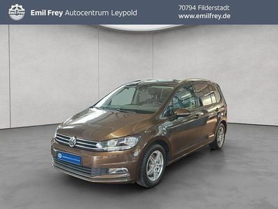 Braun Gebraucht 2016 VW Touran Comfortline Van / Kleinbus | 16.890 € (Etwas zu teuer)