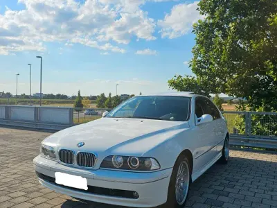 Gebraucht BMW 528 193 PS (141 kW) 1996 Weiß Limousine