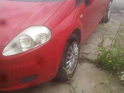 Gebraucht Fiat Grande Punto Active 65 PS (47 kW) 2009 Rot exot./action Kleinwagen