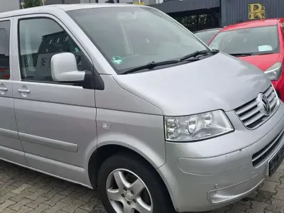 Gebraucht VW Multivan Comfortline 174 PS (127 kW) 2006 Reflexsilber metallic Van / Kleinbus