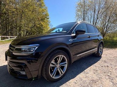 Second-hand VW Tiguan R-line 150 CP (110 kW) 2019 Negru SUV