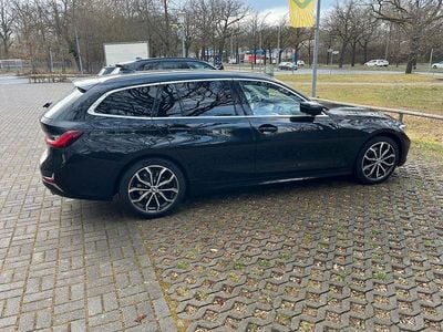 Gebraucht BMW 320 Luxury Line 190 PS (139 kW) 2021 Schwarz Kombi