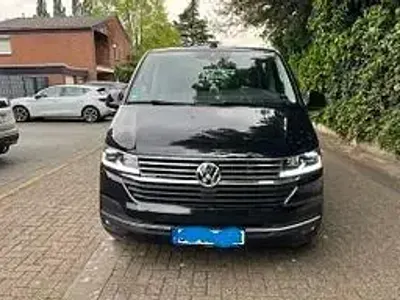 Używany VW Multivan 204 KM (150 kW) 2021 Czarny Minivan