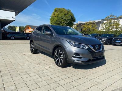 Gebraucht Nissan Qashqai Tekna 159 PS (116 kW) 2020 Dark grey metallic/grau SUV