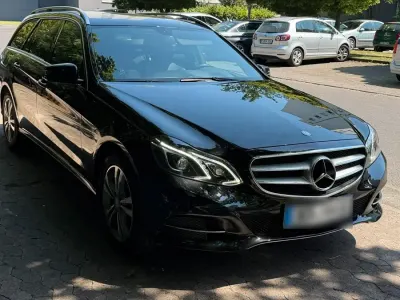 Gebraucht Mercedes E200 136 PS (100 kW) 2013 Schwarz Kombi