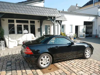 Gebraucht Mercedes SLK320 217 PS (159 kW) 2001 Schwarz Cabrio