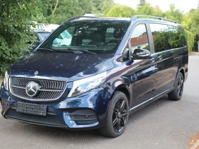 Gebraucht Mercedes V300 Avantgarde Edition 237 PS (174 kW) 2022 Blau Van / Kleinbus