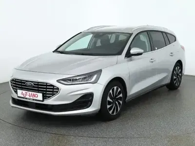 Gebraucht Ford Focus Titanium X 125 PS (91 kW) 2025 Lunarsilbermet. Kombi