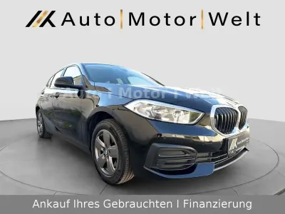 Gebraucht BMW 118 Performance 140 PS (102 kW) 2019 Schwarz ii/bonnet fluid black Kleinwagen