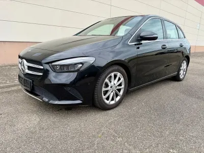 Gebraucht Mercedes B180 136 PS (100 kW) 2020 Schwarz Van / Kleinbus