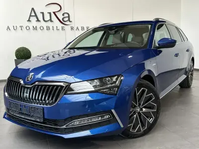 Gebraucht Skoda Superb LAURIN & KLEMENT 200 PS (147 kW) 2023 Nightfire blau Kombi
