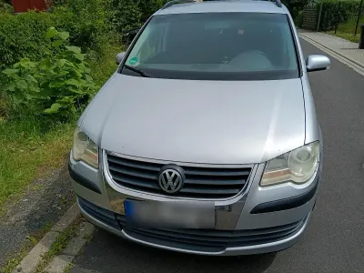 Gebraucht VW Touran 140 PS (102 kW) 2007 Silber Van / Kleinbus