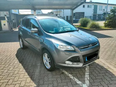 Gebraucht Ford Kuga Titanium 140 PS (102 kW) 2013 Grau SUV