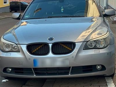 Usata BMW 545 333 CV (244 kW) 2004 Grigio Berlina