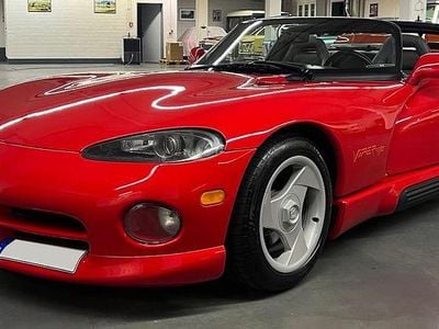 Rot Gebraucht 1994 Dodge Viper Cabrio | 74.900 €