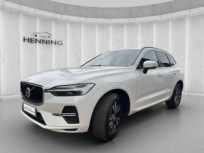 Weiß Gebraucht 2022 Volvo XC60 Momentum SUV | 36.780 € (Fairer Preis)