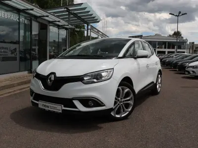 Gebraucht Renault Scénic IV Experience 116 PS (85 kW) 2018 Gletscherweiss Van / Kleinbus
