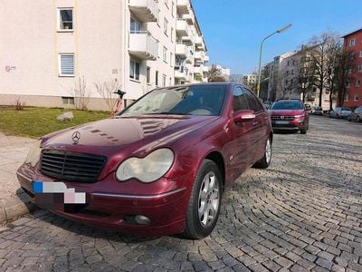 Gebraucht Mercedes C240 170 PS (125 kW) 2002 Rot Limousine